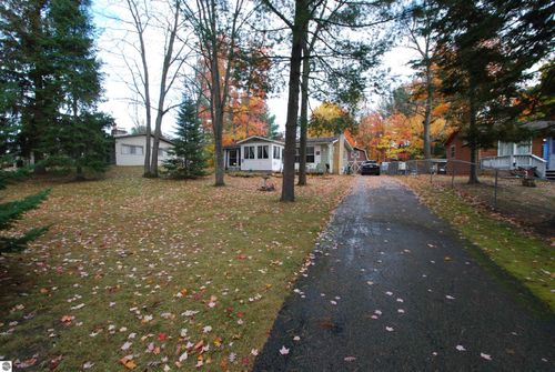 1854 Grouse Ln, Saint Helen, MI, 48656-9327 | Card Image