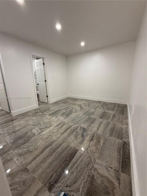 2-545 Nw 20th St, Homestead, FL, 33030-3121 | Card Image