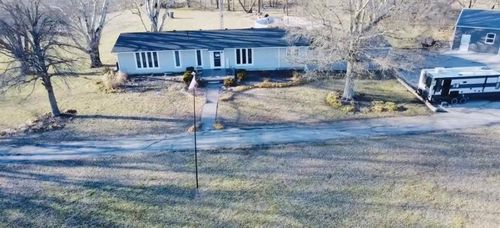 22554 Robertson Rd, Lacygne, KS, 66040-3062 | Card Image