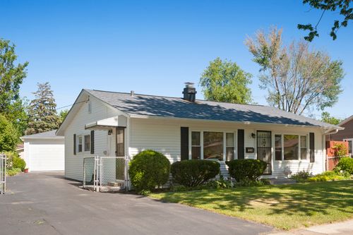 114 Mccabe Dr, Streamwood, IL, 60107-1414 | Card Image