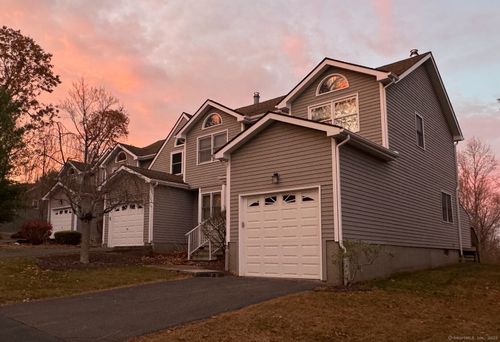 23 Lexington Pl S, Durham, CT, 06422-1915 | Card Image