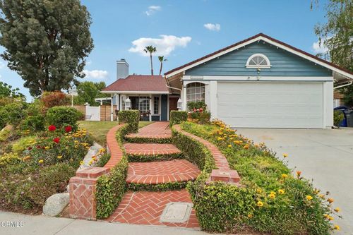 22573 Honnold Dr, Santa Clarita, CA, 91350-3605 | Card Image