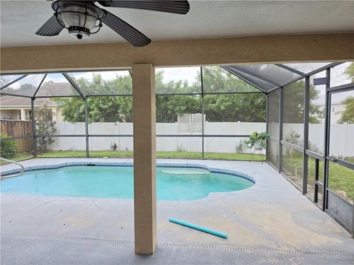 8655 98th Ct, VERO BEACH, FL, 32967-3337 | Card Image
