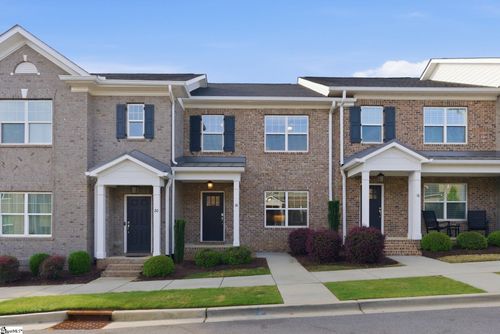 18 Peckham St, Greenville, SC, 29607-4074 | Card Image