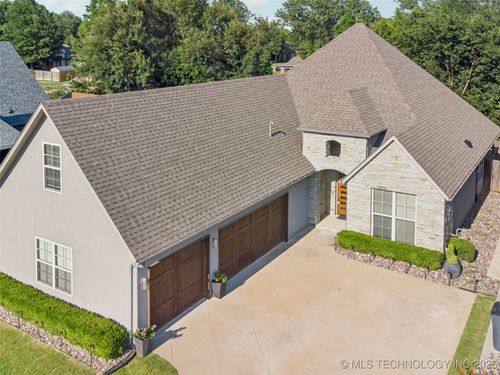 11427 S Ash St, Jenks, OK, 74037-3237 | Card Image