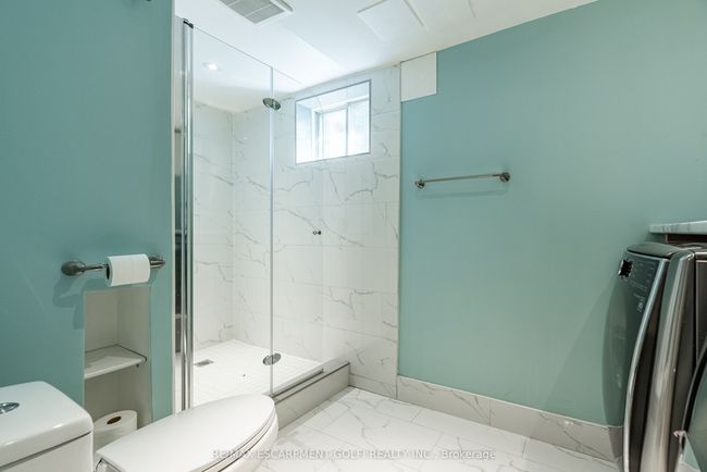 4126 London Crt, House other with 3 bedrooms, 3 bathrooms and 4 parking in Niagara Falls ON | Image 30