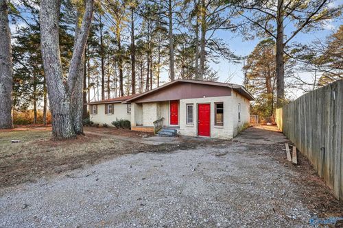 1711 Brandon Town Road Nw, Huntsville, AL, 35816 | Card Image