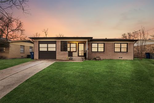 10811 Mandalay Dr, Dallas, TX, 75228-2418 | Card Image