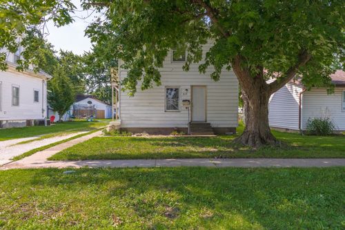 618 W Sherman Ave, Pontiac, IL, 61764-1038 | Card Image