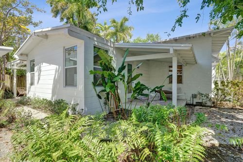 1524 Se 1st St, Fort Lauderdale, FL, 33301-3921 | Card Image