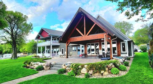 1427 N Lakeview Dr, Grenville, SD, 57239-8323 | Card Image