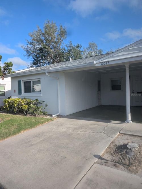 6043 Coral Way, BRADENTON, FL, 34207-4745 | Card Image