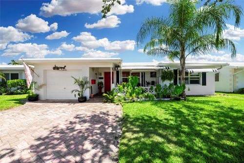 220 S Golf Blvd, Pompano Beach, FL, 33064-3205 | Card Image