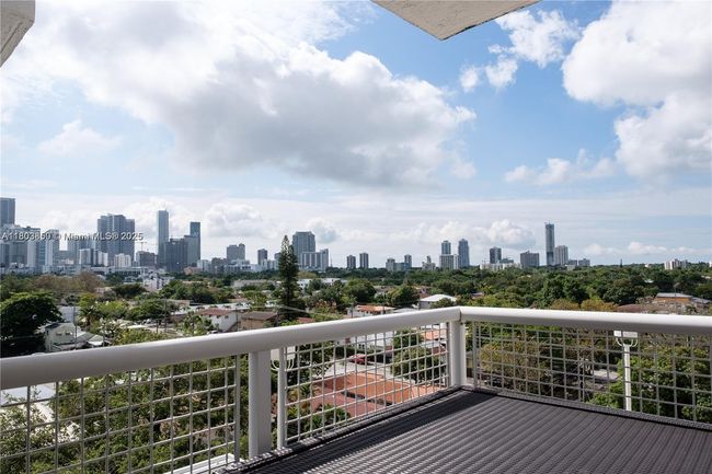 APT-710 - 900 Sw 8 Th St, Condo with 1 bedrooms, 1 bathrooms and null parking in Miami FL | Image 18