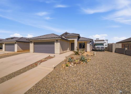8706 E 40th Ln, Yuma, AZ, 85365-2975 | Card Image