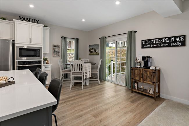 472 Sarjean Way, House other with 4 bedrooms, 3 bathrooms and 2 parking in Zelienople PA | Image 13