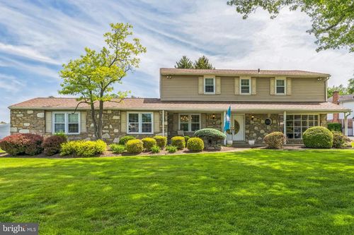 3883 Sheffield Dr, HUNTINGDON VALLEY, PA, 19006-2828 | Card Image