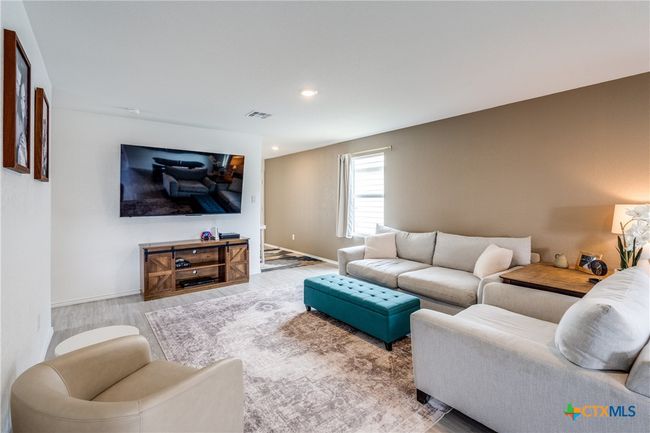 5652 Geronimo Cv, Townhouse with 3 bedrooms, 2 bathrooms and null parking in Seguin TX | Image 8