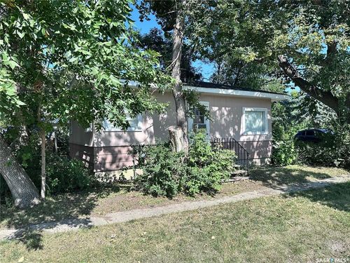 11 Parker Ave, Fillmore, SK, S0G1N0 | Card Image