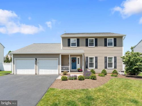 41 Apple Valley Dr, LANGHORNE, PA, 19047-1902 | Card Image