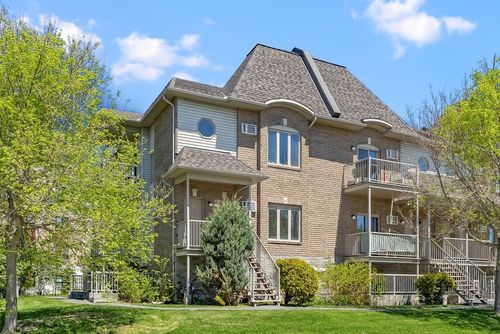 3-390 Boul Des Grives, Gatineau, QC, J9A0A2 | Card Image