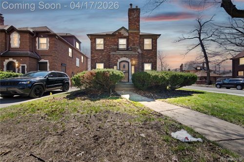 8549 Marygrove Dr, Detroit, MI, 48221-2943 | Card Image