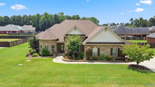 119 Twin Springs Dr, Harvest, AL, 35749-8452 | Card Image