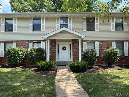 1885 High Sun Dr, Florissant, MO, 63031-9107 | Card Image