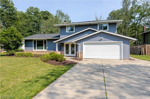 37430 Hunters Ridge Rd, Solon, OH, 44139-2535 | Card Image