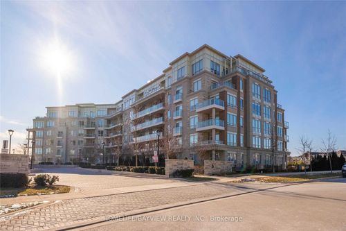 207-9 Stollery Pond Cres, Markham, ON, L6C0Y1 | Card Image