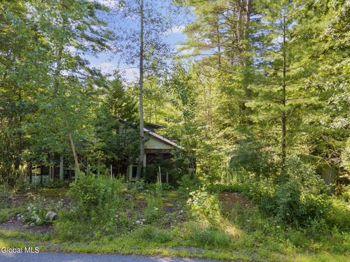 24 Kircher Rd, Saratoga Springs, NY, 12866-6139 | Card Image