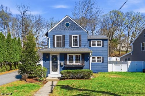 96 Carey Ave, Butler, NJ, 07405-1444 | Card Image