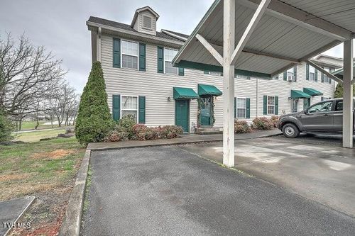 42-2420 Volunteer Pkwy, Bristol, TN, 37620-6825 | Card Image