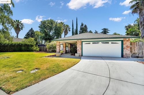 5323 Virtue Arc Dr, Stockton, CA, 95207-6033 | Card Image