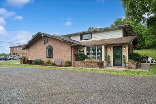 1154 Pittsburgh Rd, Valencia, PA, 16059-3140 | Card Image