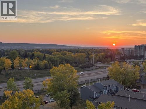 4944 Dalton Dr Nw, Calgary, AB, T3A2E6 | Card Image
