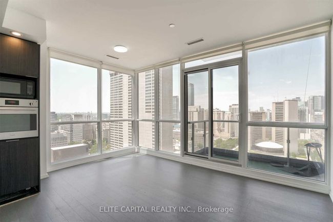 2315 - 70 Temperance St, Condo with 2 bedrooms, 2 bathrooms and 1 parking in Toronto ON | Image 30