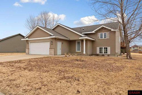 240 Palancar Avenue, Mankato, MN, 56001 | Card Image