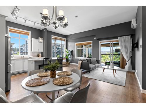 608-20290 86 Avenue, Langley, BC, V2Y3L4 | Card Image