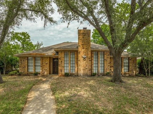 7701 Salzburg Dr, Rowlett, TX, 75089-3002 | Card Image