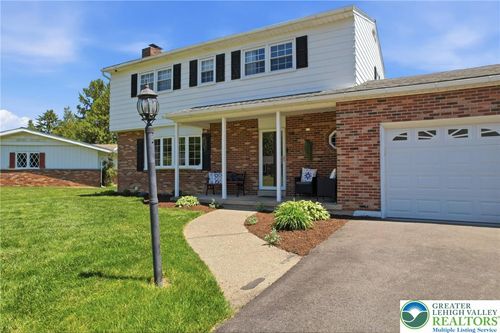1822 Mark Twain Cir, BETHLEHEM, PA, 18017-1539 | Card Image