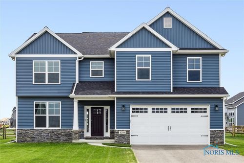 1038 Stoneleigh Rd, Perrysburg, OH, 43551-1301 | Card Image