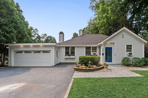 324 Lake Ave, Saratoga Springs, NY, 12866-3707 | Card Image