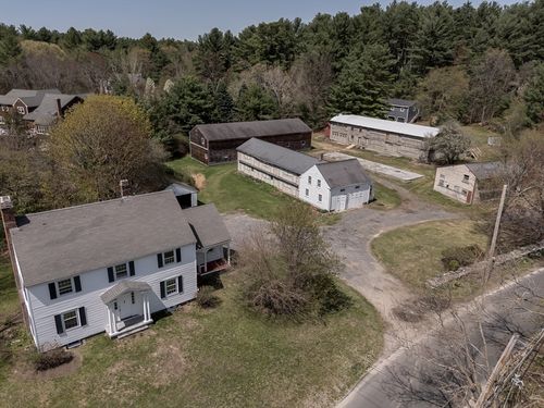 1056 Curve St, Carlisle, MA, 01741-1157 | Card Image