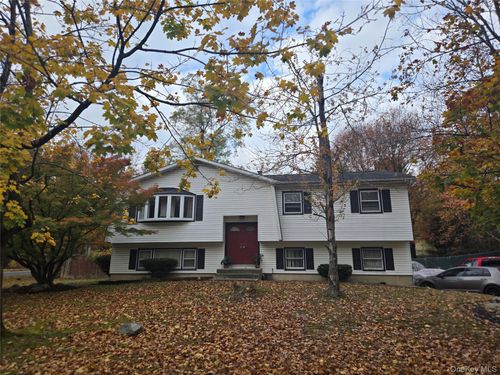 154 Rockland Ln, Spring Valley, NY, 10977-3128 | Card Image