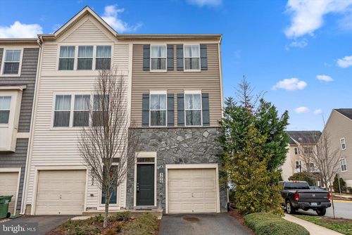 15146-500 Woodstream Cir, STAFFORD, VA, 22556-4672 | Card Image