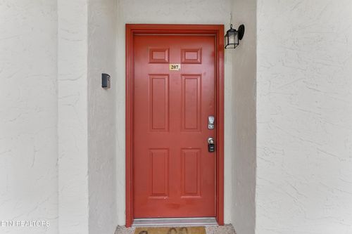 207-102 Baskins Creek Byp, Gatlinburg, TN, 37738-4824 | Card Image