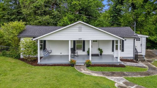 209 Vreeland St, Chattanooga, TN, 37415-6435 | Card Image