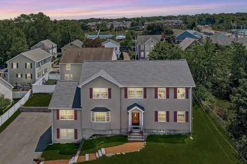 7 Riverside St, Danvers, MA, 01923-3721 | Card Image