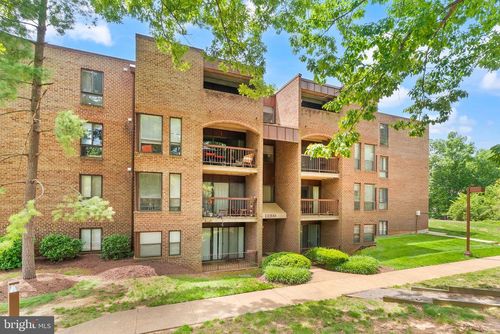 302-11200 Chestnut Grove Sq, RESTON, VA, 20190-5103 | Card Image